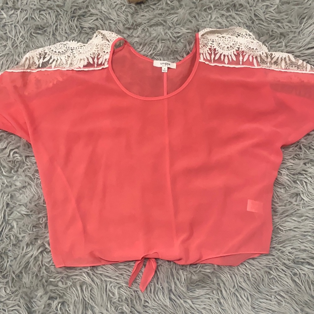 Umgee USA blouse lace bell sleeve M